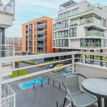 łąkowa By Renters Apartament