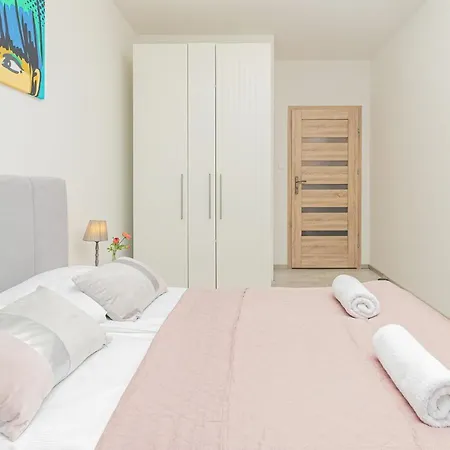 Apartament łąkowa By Renters *